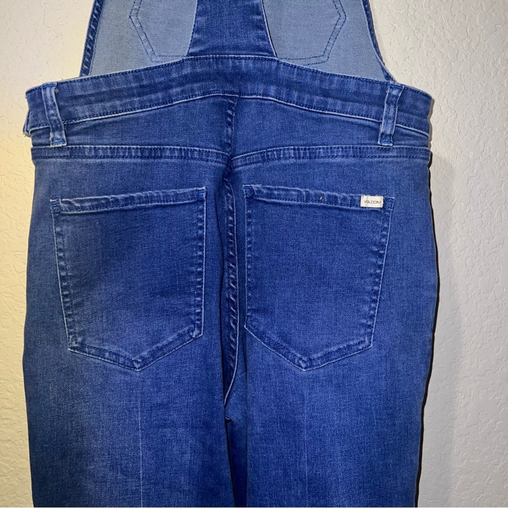 Volcom Brand Denim Banjo Overalls - Picture 8 of 12